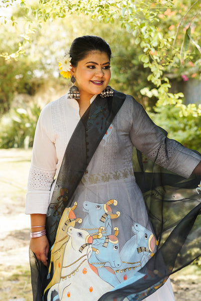 Pichwai Pashu Handpainted Dupatta