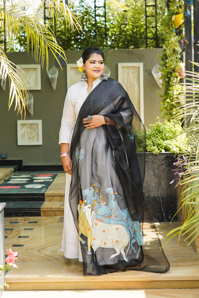 Pichwai Pashu Handpainted Dupatta