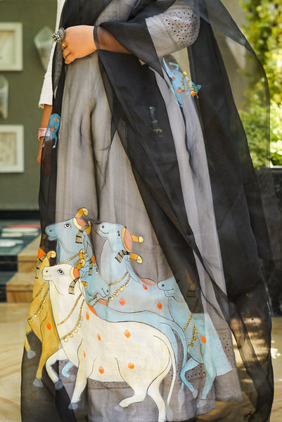 Pichwai Pashu Handpainted Dupatta