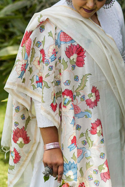 Mughal Bagh Pastel Handpainted Dupatta