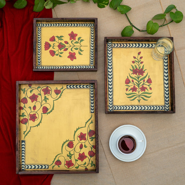 Sunehra Kanat hand painted tray set